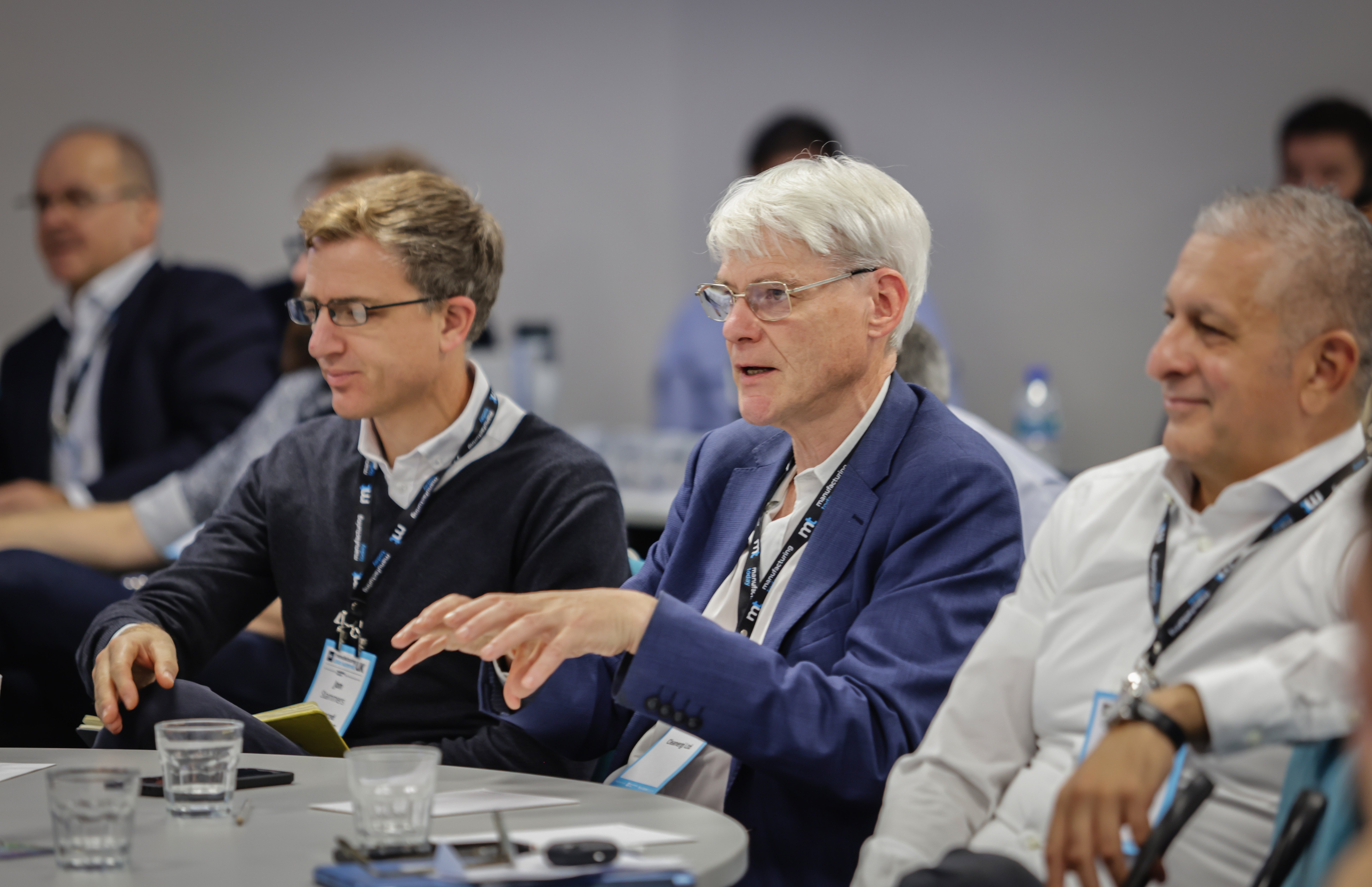Data Summit 054
