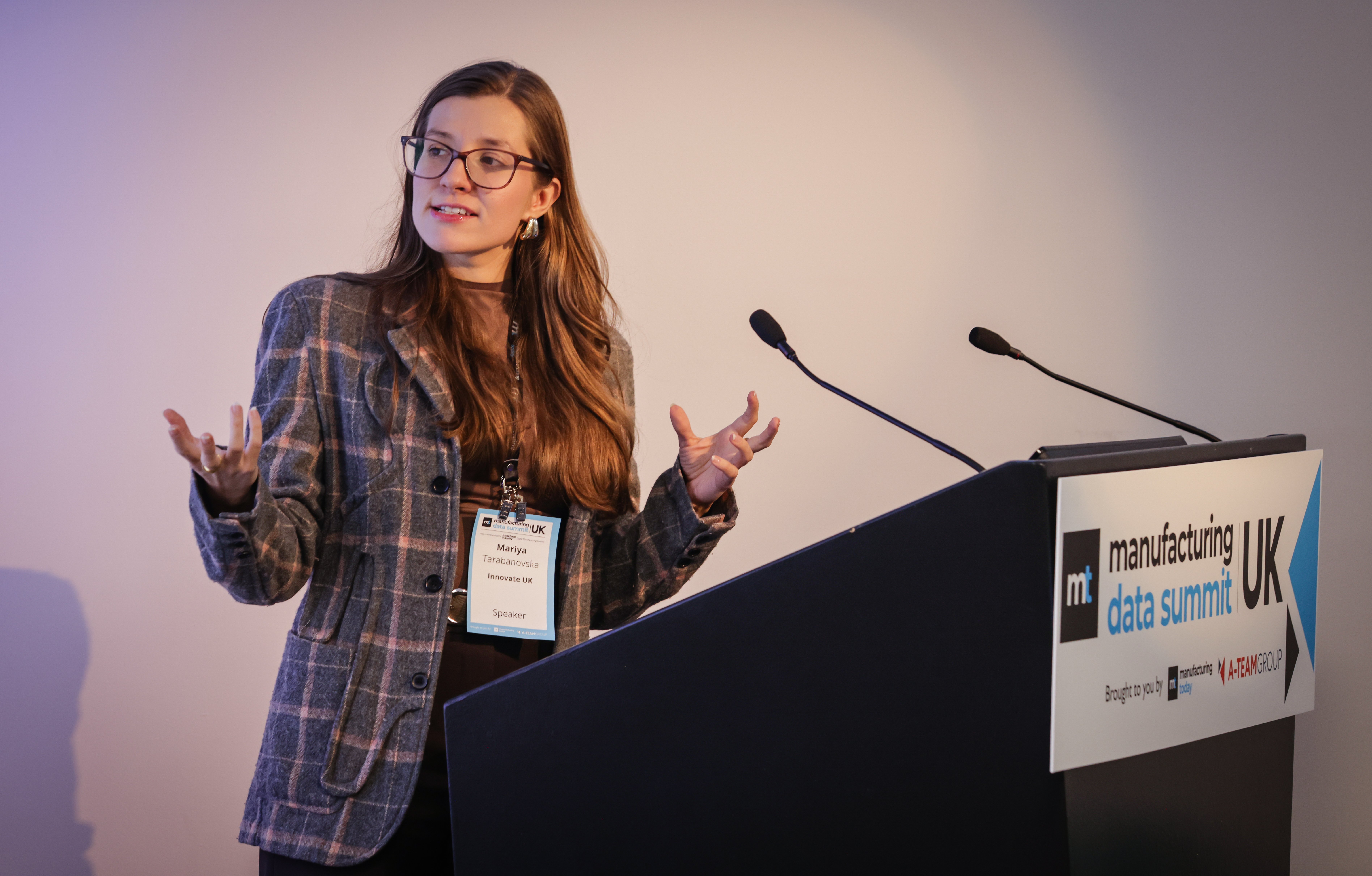 Data Summit 076